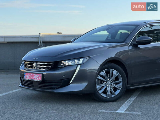 Серый Пежо 508, объемом двигателя 1.5 л и пробегом 94 тыс. км за 21800 $, фото 1 на Automoto.ua