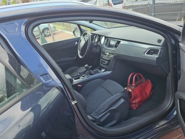 Синий Пежо 508, объемом двигателя 1.6 л и пробегом 200 тыс. км за 8100 $, фото 1 на Automoto.ua