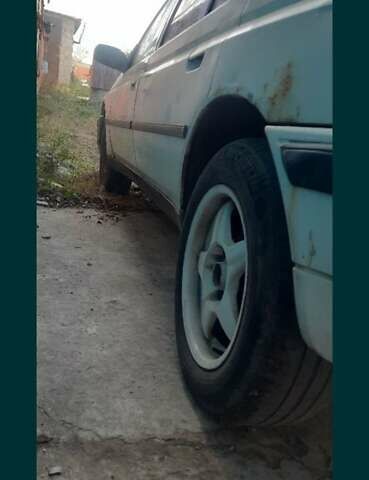 Белый Пежо 605, объемом двигателя 2.02 л и пробегом 375 тыс. км за 1200 $, фото 3 на Automoto.ua