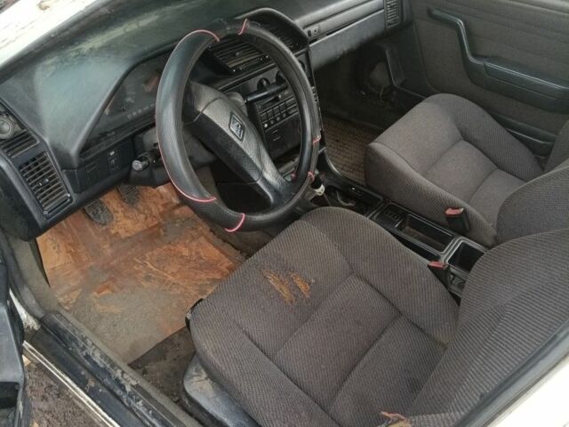 Белый Пежо 605, объемом двигателя 2 л и пробегом 460 тыс. км за 1181 $, фото 2 на Automoto.ua