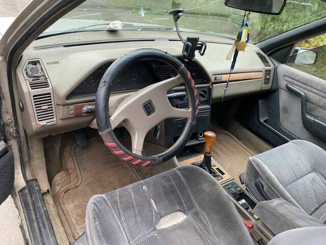 Бежевый Пежо 605, объемом двигателя 2 л и пробегом 200 тыс. км за 486 $, фото 4 на Automoto.ua