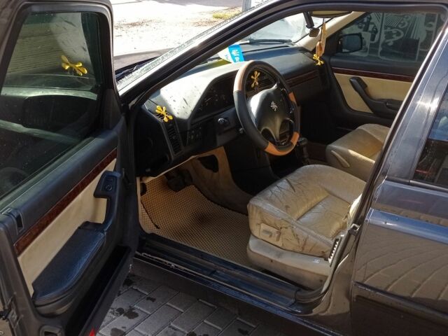 Черный Пежо 605, объемом двигателя 3 л и пробегом 400 тыс. км за 1921 $, фото 7 на Automoto.ua