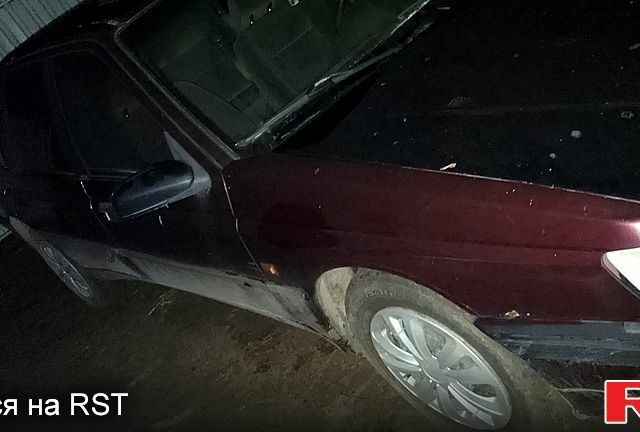 Красный Пежо 605, объемом двигателя 2 л и пробегом 0 тыс. км за 1800 $, фото 1 на Automoto.ua