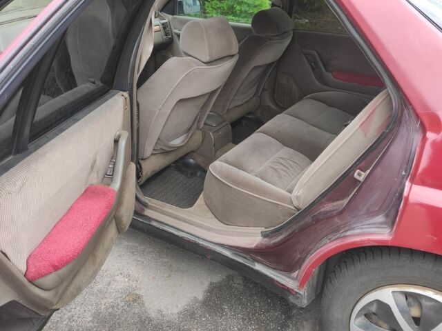 Красный Пежо 605, объемом двигателя 2 л и пробегом 300 тыс. км за 500 $, фото 4 на Automoto.ua