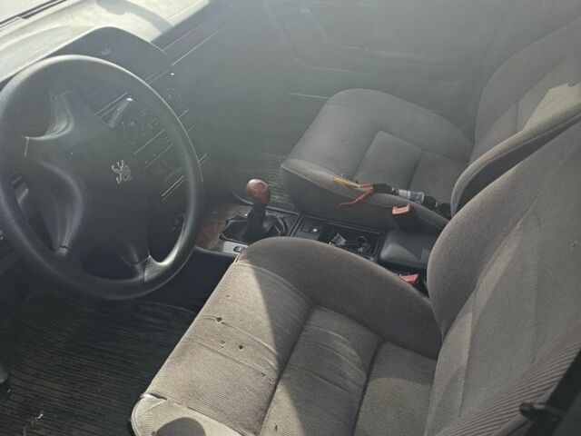 Красный Пежо 605, объемом двигателя 2 л и пробегом 187 тыс. км за 750 $, фото 4 на Automoto.ua