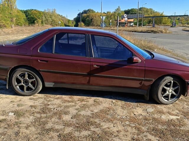 Червоний Пежо 605, об'ємом двигуна 2 л та пробігом 700 тис. км за 951 $, фото 1 на Automoto.ua