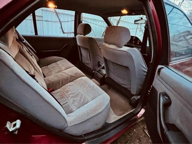 Червоний Пежо 605, об'ємом двигуна 2 л та пробігом 290 тис. км за 2000 $, фото 3 на Automoto.ua