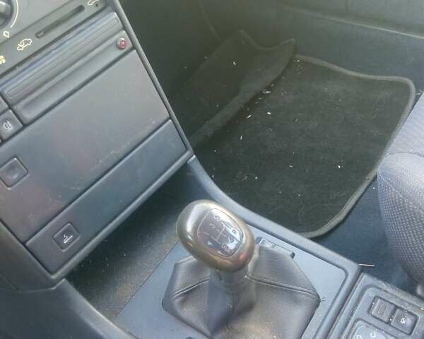 Пежо 605, объемом двигателя 2 л и пробегом 180 тыс. км за 1600 $, фото 1 на Automoto.ua