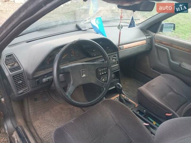 Серый Пежо 605, объемом двигателя 2 л и пробегом 180 тыс. км за 1000 $, фото 1 на Automoto.ua