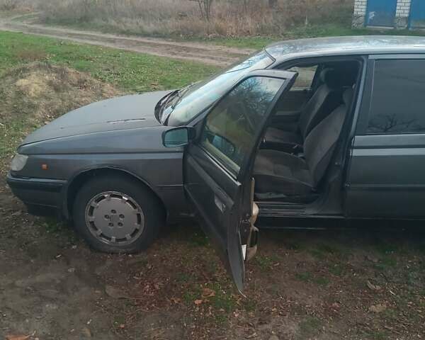 Серый Пежо 605, объемом двигателя 2 л и пробегом 180 тыс. км за 1000 $, фото 5 на Automoto.ua