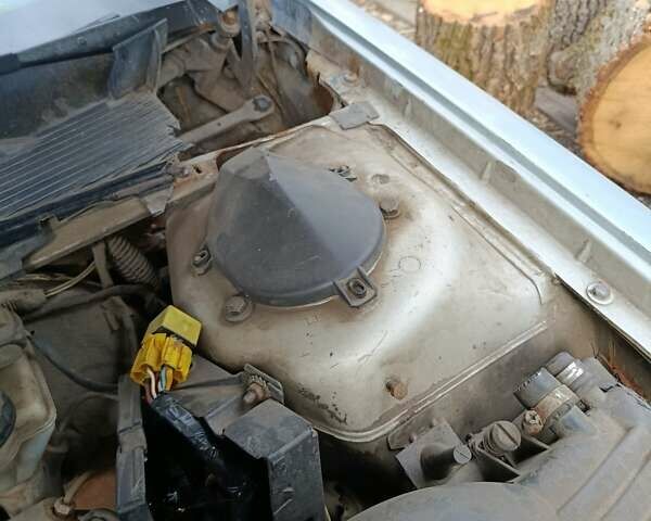 Серый Пежо 605, объемом двигателя 3 л и пробегом 302 тыс. км за 1100 $, фото 2 на Automoto.ua