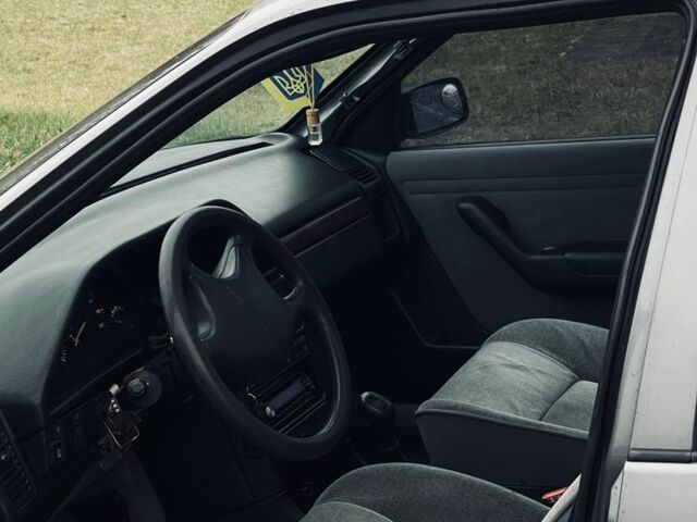 Серый Пежо 605, объемом двигателя 2 л и пробегом 211 тыс. км за 1500 $, фото 12 на Automoto.ua