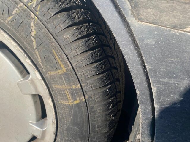 Серый Пежо 605, объемом двигателя 3 л и пробегом 200 тыс. км за 1000 $, фото 4 на Automoto.ua