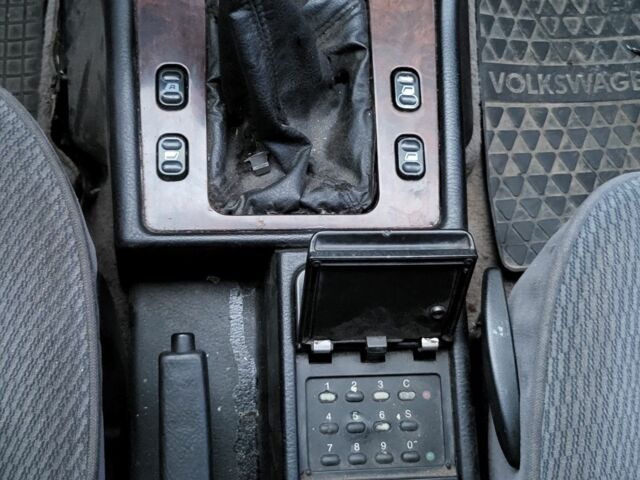 Синий Пежо 605, объемом двигателя 2 л и пробегом 480 тыс. км за 1150 $, фото 7 на Automoto.ua