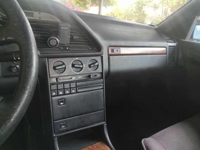 Зеленый Пежо 605, объемом двигателя 2 л и пробегом 320 тыс. км за 900 $, фото 1 на Automoto.ua