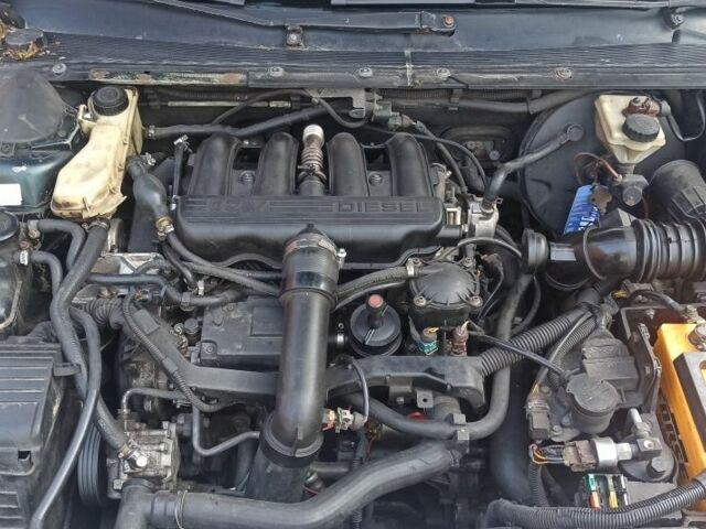 Зеленый Пежо 605, объемом двигателя 2.1 л и пробегом 400 тыс. км за 4200 $, фото 5 на Automoto.ua