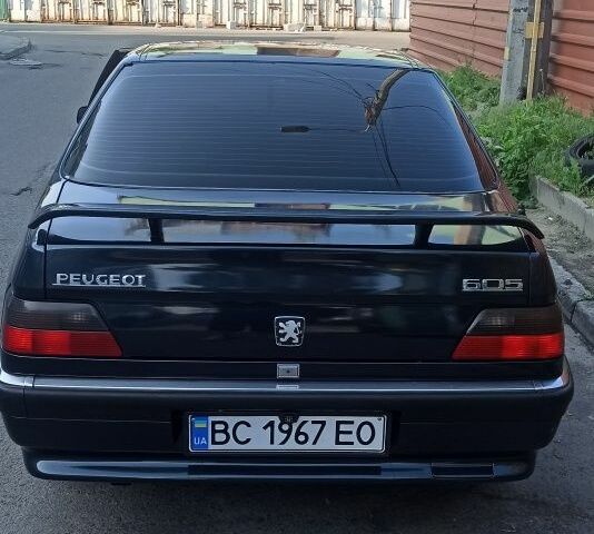 Зеленый Пежо 605, объемом двигателя 2.1 л и пробегом 400 тыс. км за 4200 $, фото 6 на Automoto.ua