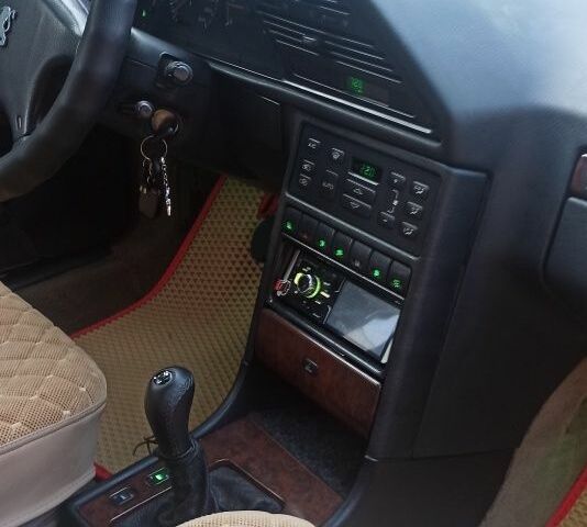 Зеленый Пежо 605, объемом двигателя 2.1 л и пробегом 400 тыс. км за 4200 $, фото 4 на Automoto.ua