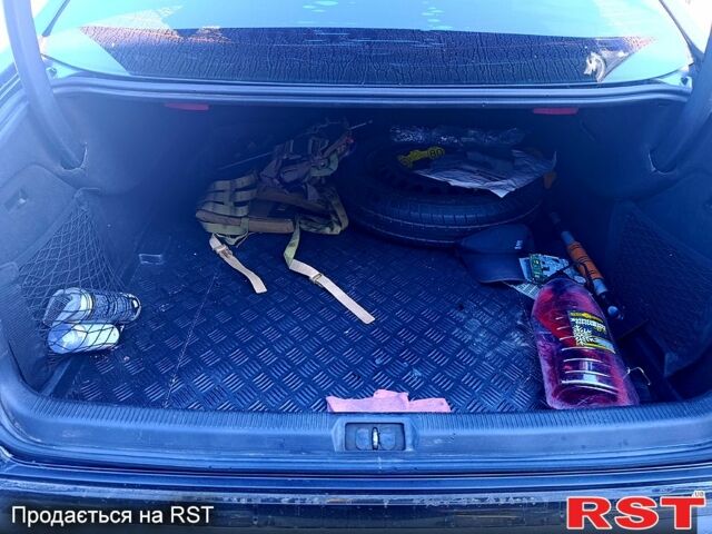 Черный Пежо 607, объемом двигателя 3 л и пробегом 200 тыс. км за 4500 $, фото 4 на Automoto.ua