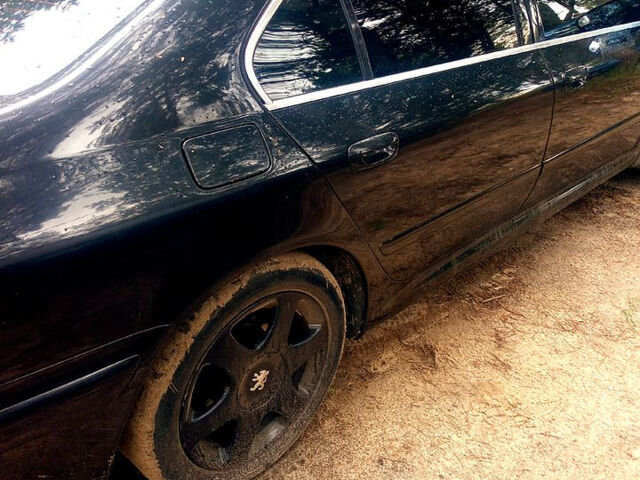 Черный Пежо 607, объемом двигателя 2.2 л и пробегом 340 тыс. км за 2900 $, фото 4 на Automoto.ua