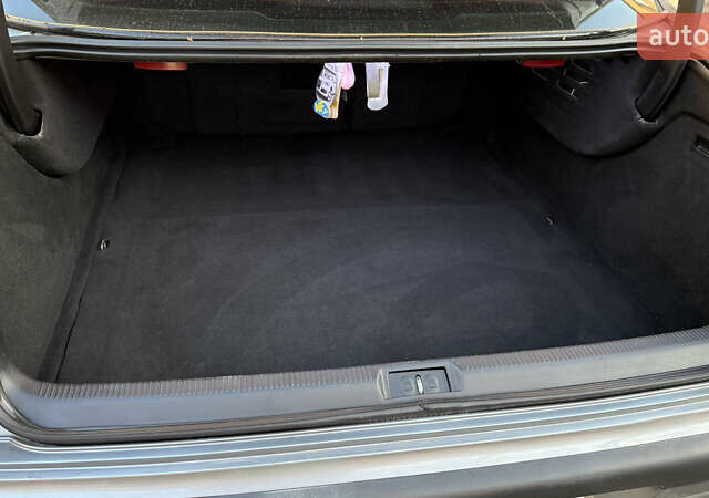 Серый Пежо 607, объемом двигателя 2.2 л и пробегом 343 тыс. км за 3700 $, фото 12 на Automoto.ua