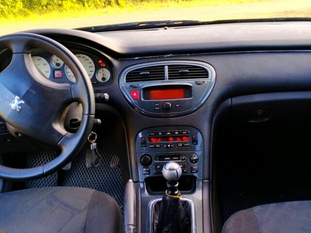 Серый Пежо 607, объемом двигателя 2 л и пробегом 280 тыс. км за 3600 $, фото 3 на Automoto.ua