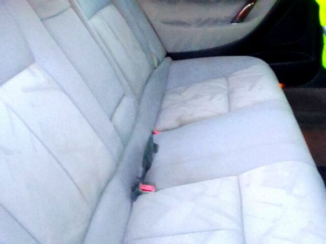 Сірий Пежо 607, об'ємом двигуна 2 л та пробігом 0 тис. км за 3650 $, фото 4 на Automoto.ua