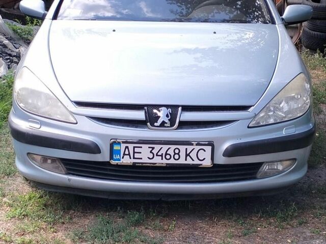 Пежо 607 2004 в Днепре (Днепропетровске) на Automoto.ua Серый Пежо 607, объемом двигателя 2.2 л и пробегом 215 тыс. км за 4500 $, фото 1 на Automoto.ua