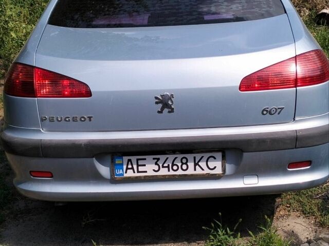 Пежо 607 2004 в Днепре (Днепропетровске) на Automoto.ua Серый Пежо 607, объемом двигателя 2.2 л и пробегом 215 тыс. км за 4500 $, фото 2 на Automoto.ua