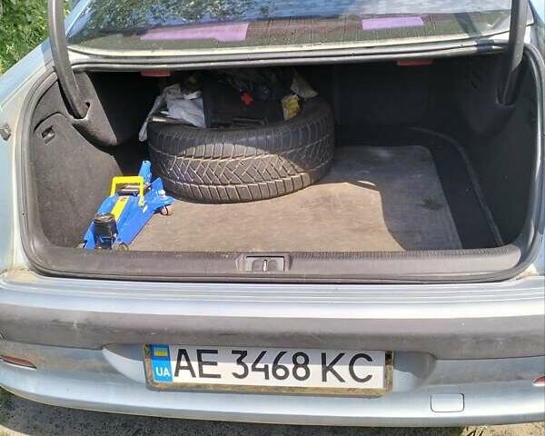 Пежо 607 2004 в Днепре (Днепропетровске) на Automoto.ua Серый Пежо 607, объемом двигателя 2.2 л и пробегом 215 тыс. км за 4500 $, фото 5 на Automoto.ua