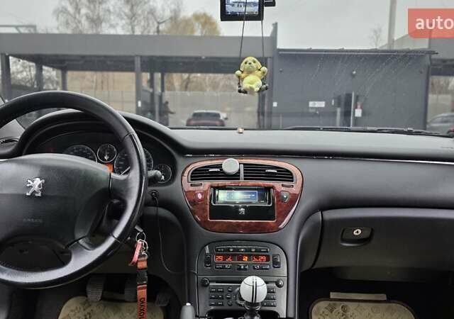 Сірий Пежо 607, об'ємом двигуна 2.23 л та пробігом 439 тис. км за 5500 $, фото 21 на Automoto.ua