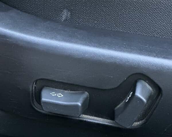 Серый Пежо 607, объемом двигателя 2.18 л и пробегом 530 тыс. км за 3299 $, фото 10 на Automoto.ua