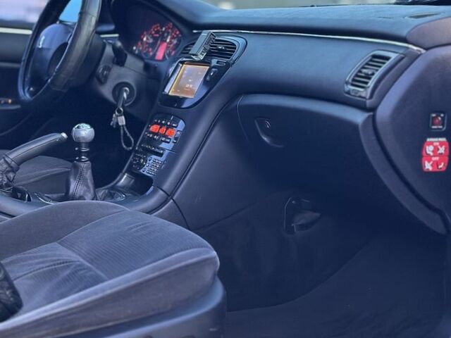 Серый Пежо 607, объемом двигателя 2.2 л и пробегом 500 тыс. км за 3299 $, фото 11 на Automoto.ua