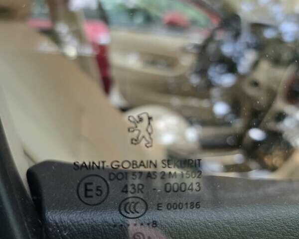 Сірий Пежо 607, об'ємом двигуна 2.95 л та пробігом 135 тис. км за 10800 $, фото 41 на Automoto.ua