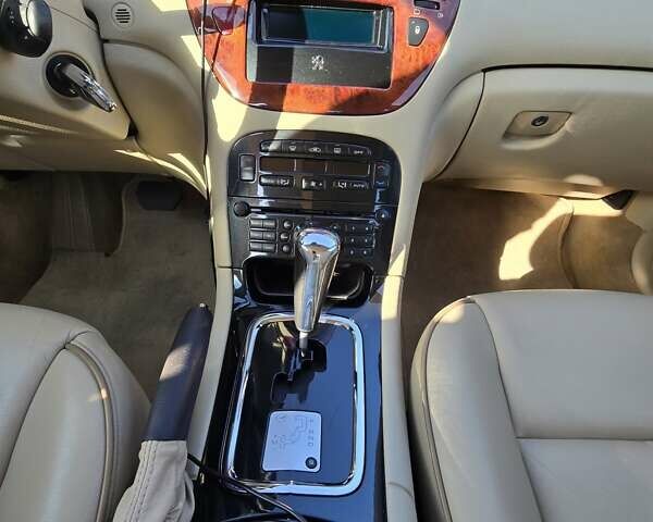 Сірий Пежо 607, об'ємом двигуна 2.95 л та пробігом 135 тис. км за 10800 $, фото 23 на Automoto.ua