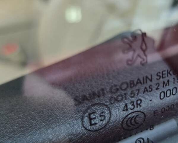 Сірий Пежо 607, об'ємом двигуна 2.95 л та пробігом 135 тис. км за 10800 $, фото 65 на Automoto.ua