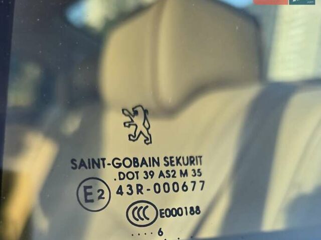 Сірий Пежо 607, об'ємом двигуна 2.95 л та пробігом 135 тис. км за 10800 $, фото 60 на Automoto.ua