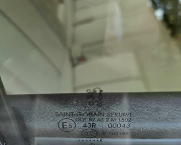 Сірий Пежо 607, об'ємом двигуна 2.95 л та пробігом 135 тис. км за 10800 $, фото 40 на Automoto.ua