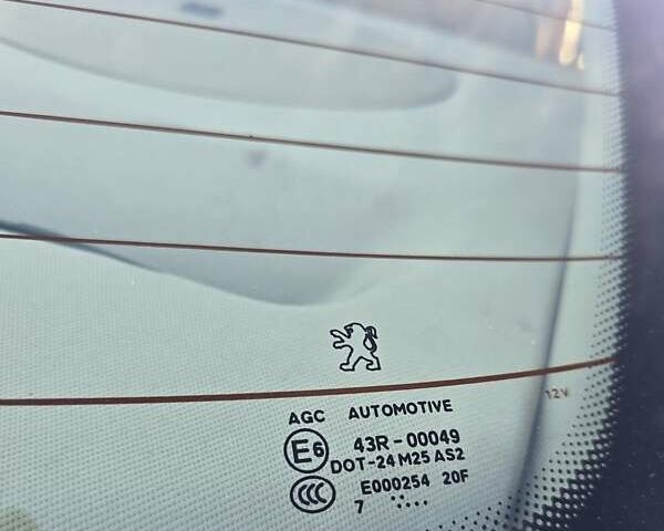 Сірий Пежо 607, об'ємом двигуна 2.95 л та пробігом 135 тис. км за 10800 $, фото 63 на Automoto.ua