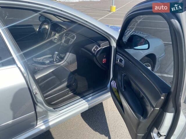 Серый Пежо 607, объемом двигателя 2.7 л и пробегом 349 тыс. км за 5700 $, фото 23 на Automoto.ua