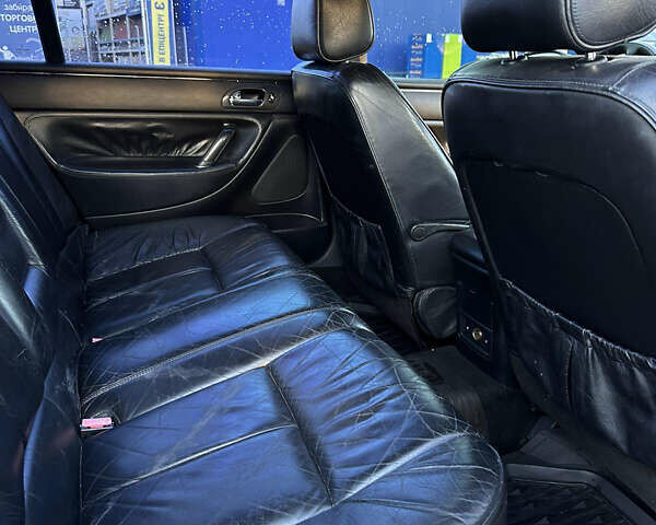 Синий Пежо 607, объемом двигателя 2.2 л и пробегом 309 тыс. км за 2750 $, фото 5 на Automoto.ua