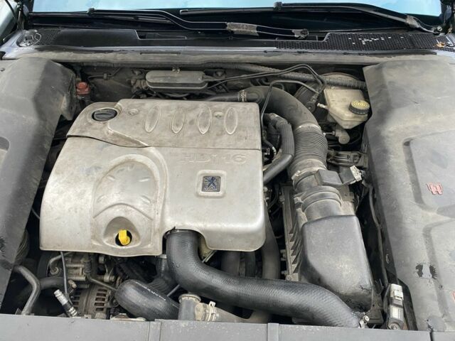 Зеленый Пежо 607, объемом двигателя 2.2 л и пробегом 300 тыс. км за 3600 $, фото 4 на Automoto.ua