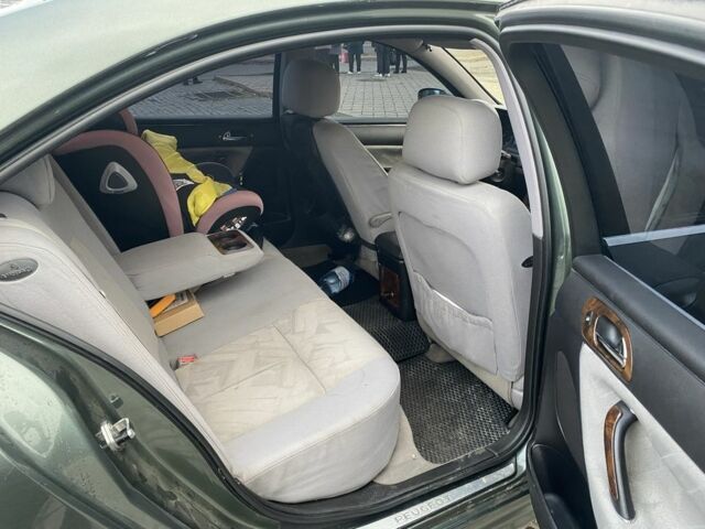 Зеленый Пежо 607, объемом двигателя 2.2 л и пробегом 300 тыс. км за 3600 $, фото 7 на Automoto.ua