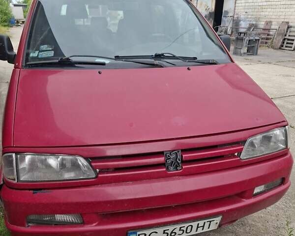 Красный Пежо 806, объемом двигателя 2 л и пробегом 350 тыс. км за 1300 $, фото 1 на Automoto.ua