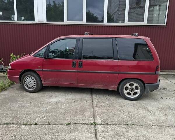 Красный Пежо 806, объемом двигателя 2 л и пробегом 350 тыс. км за 1300 $, фото 3 на Automoto.ua