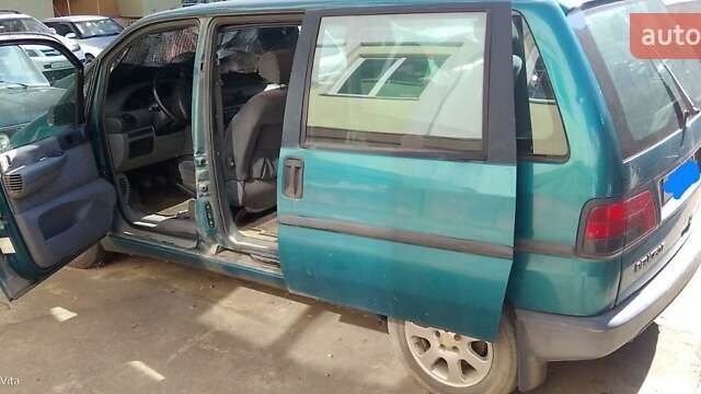 Зеленый Пежо 806, объемом двигателя 2 л и пробегом 260 тыс. км за 1500 $, фото 1 на Automoto.ua