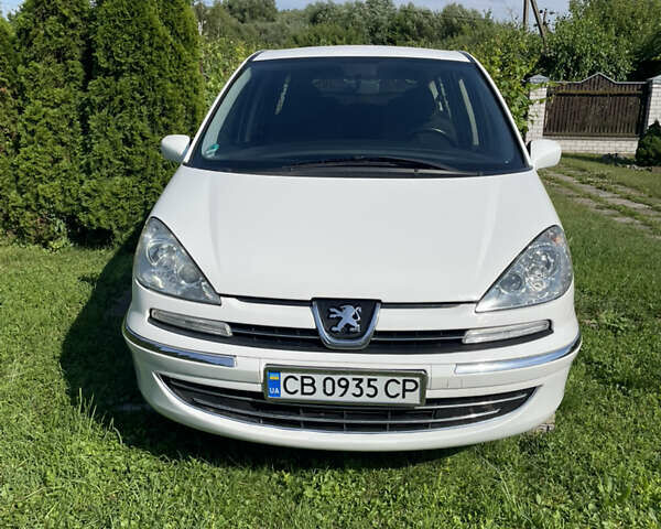Белый Пежо 807, объемом двигателя 2 л и пробегом 240 тыс. км за 6500 $, фото 3 на Automoto.ua