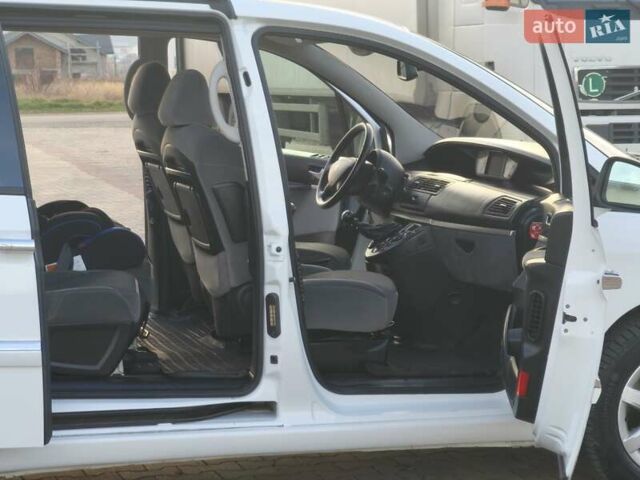 Белый Пежо 807, объемом двигателя 2 л и пробегом 245 тыс. км за 7500 $, фото 23 на Automoto.ua