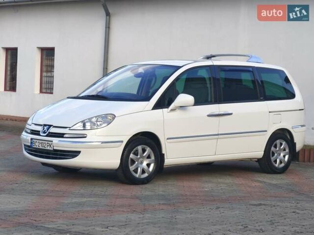 Белый Пежо 807, объемом двигателя 2 л и пробегом 245 тыс. км за 7500 $, фото 1 на Automoto.ua