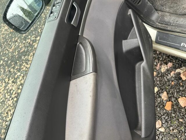 Бежевый Пежо 807, объемом двигателя 2.2 л и пробегом 300 тыс. км за 1800 $, фото 14 на Automoto.ua